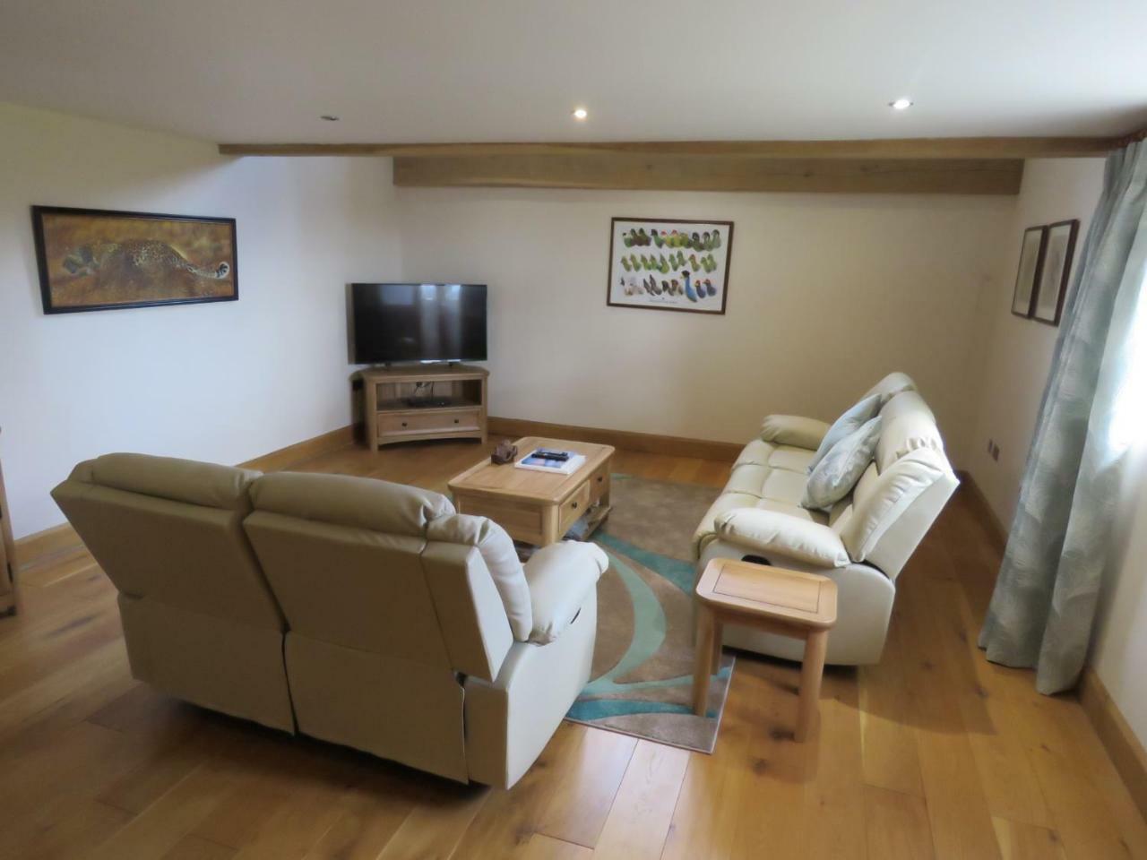Villa Welsh Apple Barn Chepstow Exterior foto